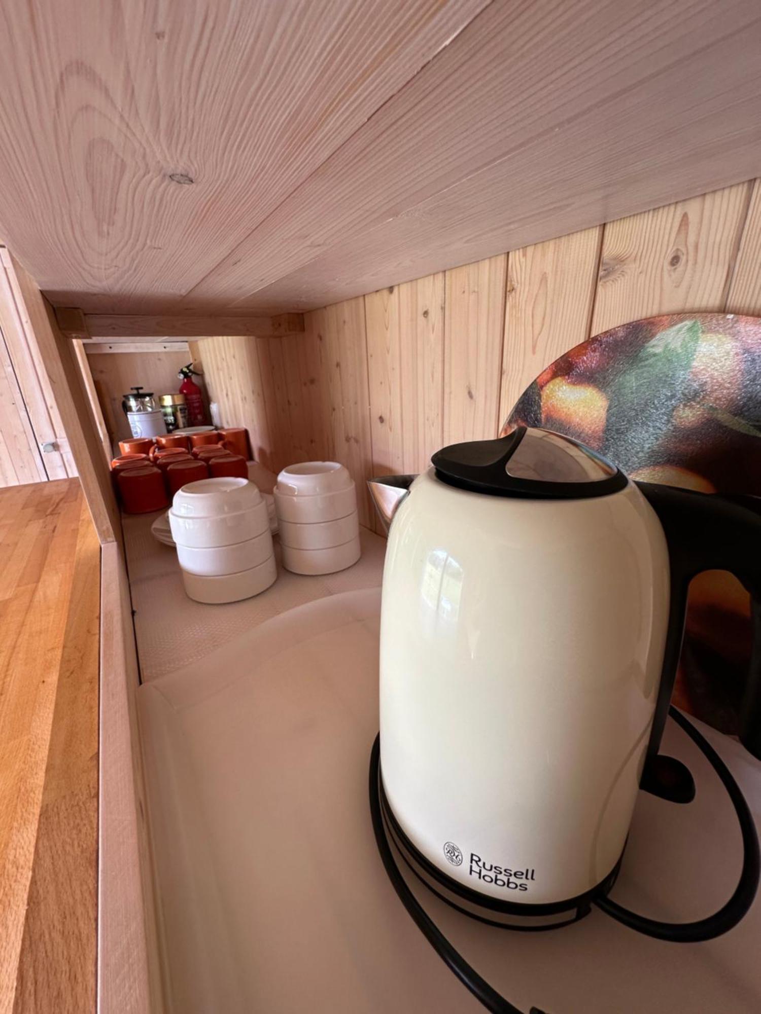 Glamping - Stylova Maringotka V Srdci Ladova Kraje, Pobliz Hlavniho Mesta Prahy Stribrna Skalice Esterno foto